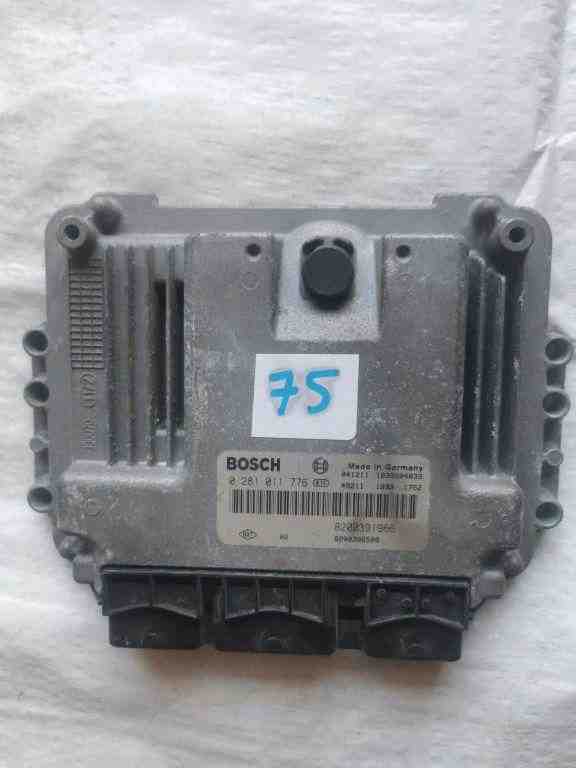 RENAULT Megane 3 generation (2008-2020) Engine Control Unit ECU 8200391966 32478953