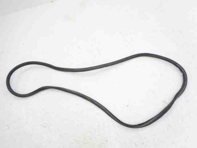 PEUGEOT 5008 1 generation (2009-2016) Bootlid Seal Rubber 32479710