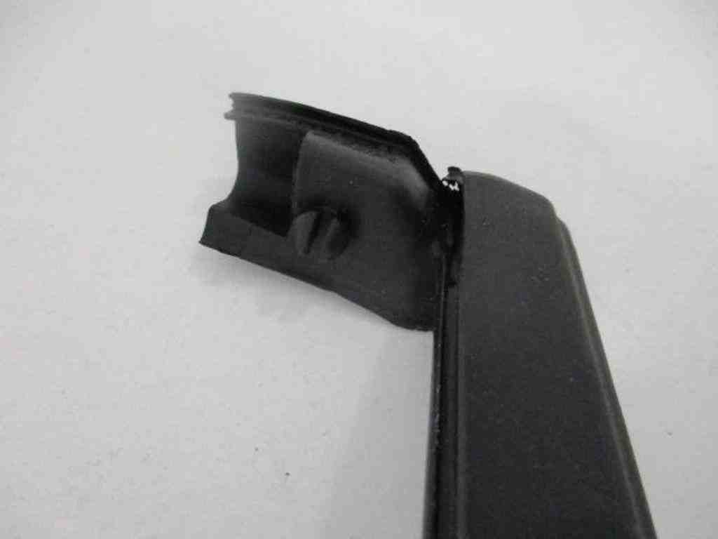 CITROËN C3 Picasso 1 generation (2008-2016) Aizmugurējo Durvju Stikla Sliede 32481847