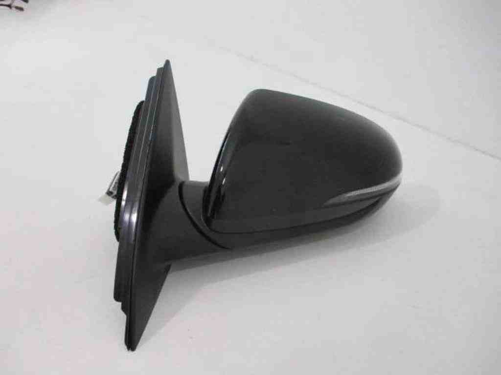 HYUNDAI i30 GD (2 generation) (2012-2017) Left Side Wing Mirror 32482139