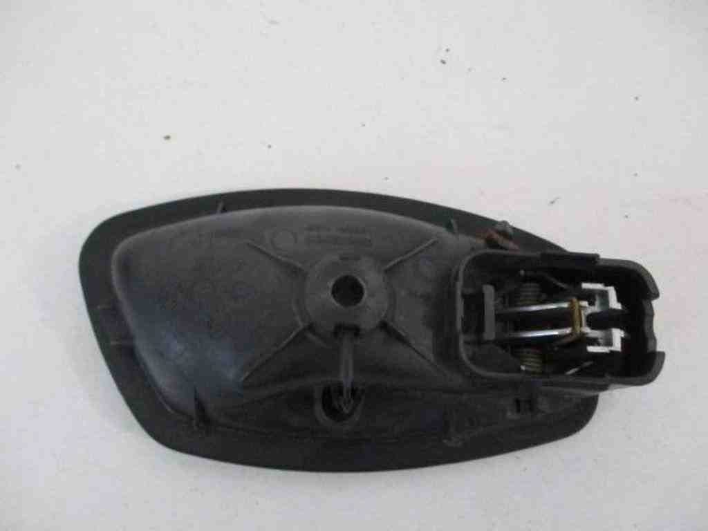 RENAULT Scenic 2 generation (2003-2010) Левая задняя внутренняя ручка открытия 826730001R 32482450