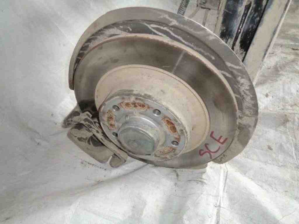 RENAULT Scenic 2 generation (2003-2010) Rear Axle 32483401