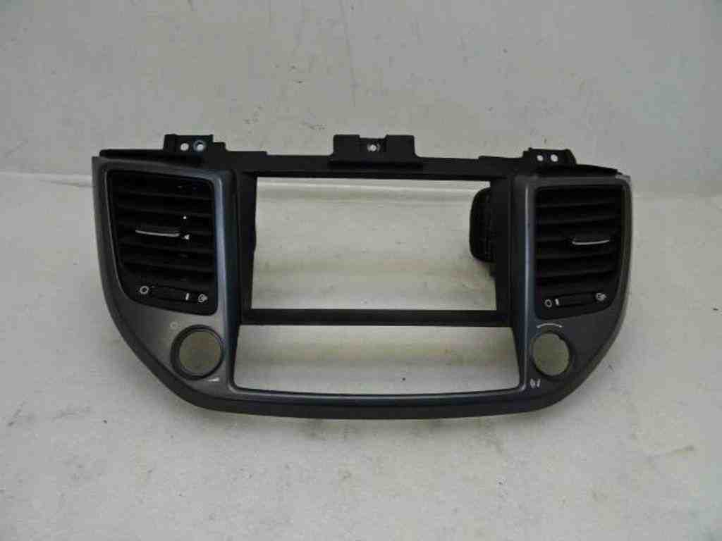 HYUNDAI i30 GD (2 generation) (2012-2017) Panel trim shield 84740-D7100 32483747