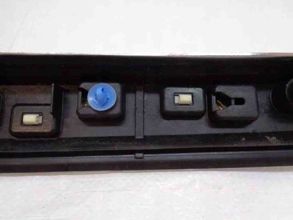 PEUGEOT 307 1 generation (2001-2008) Kreisās puses jumta moldings 9810111980 32485351