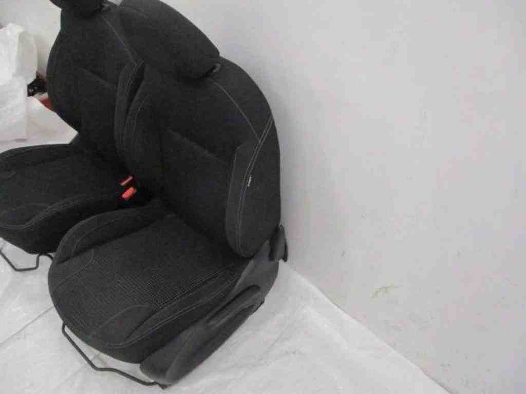 PEUGEOT 208 Peugeot 208 (2012-2015) Rear Seat 32486088