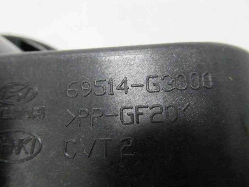 HYUNDAI i30 GD (2 generation) (2012-2017) Fuel Tank Flap 32488681