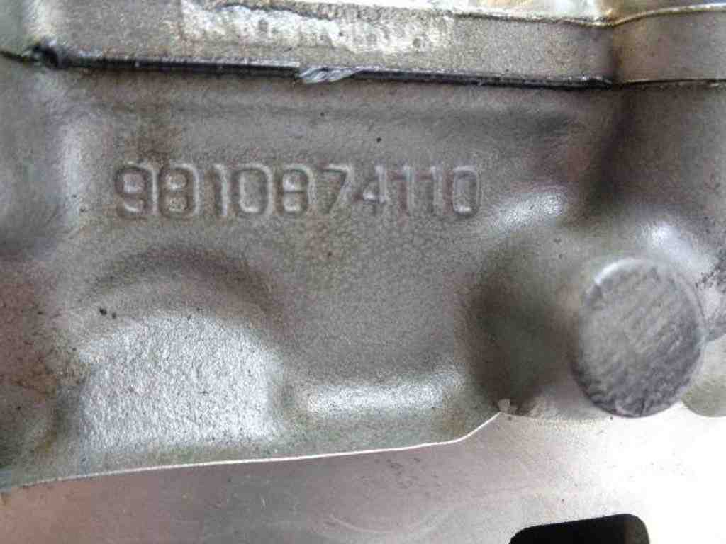 CITROËN C5 AirCross 1 generation (2017-2024) Engine Cylinder Head 9811346480 32490125