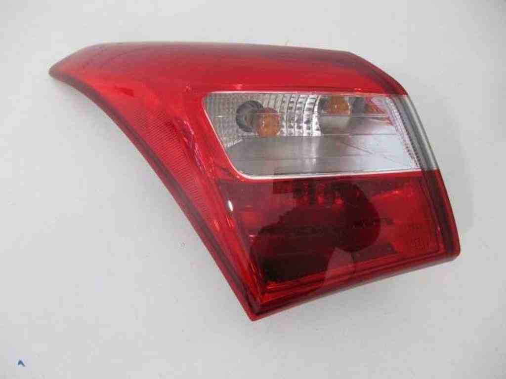 HYUNDAI i30 GD (2 generation) (2012-2017) Rear Left Taillight 92401A50 32490138