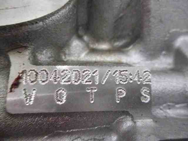DACIA Sandero 2 generation (2013-2020) Engine Cylinder Head HR10DET 32492197