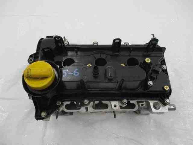 DACIA Sandero 2 generation (2013-2020) Engine Cylinder Head HR10DET 32492197