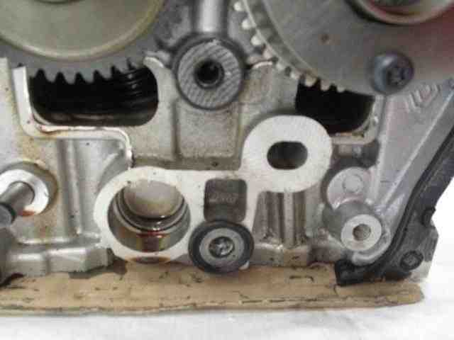 DACIA Sandero 2 generation (2013-2020) Engine Cylinder Head HR10DET 32492197