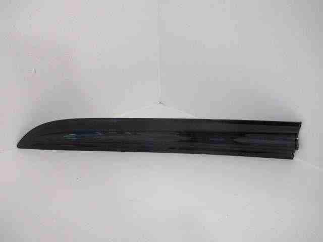 PORSCHE Macan 1 generation (2013-2023) Front Left Door Molding 95B.837.889.1R,95B8378891R 32496737