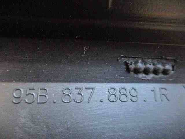 PORSCHE Macan 1 generation (2013-2023) Front Left Door Molding 95B.837.889.1R,95B8378891R 32496744