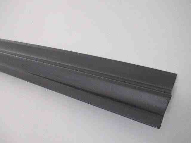 PORSCHE Macan 1 generation (2013-2023) Front Left Door Molding 95B.837.889.1R,95B8378891R 32496744