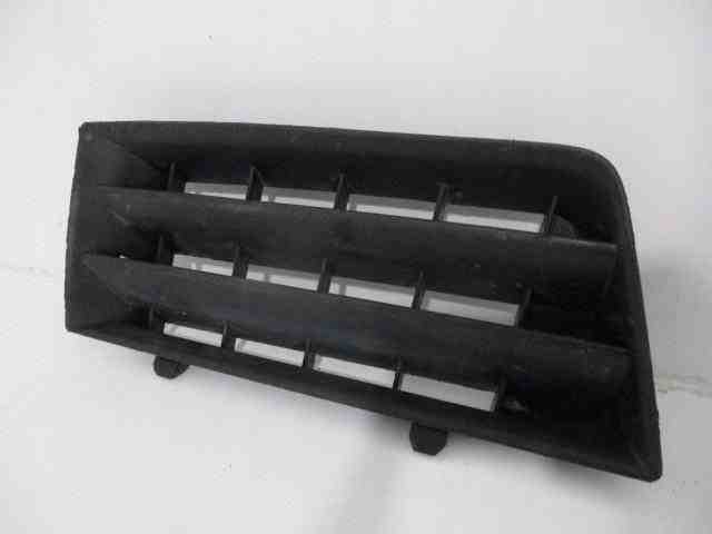 RENAULT Megane 3 generation (2008-2020) Front Bumper Lower Grill G8200114156 32497034