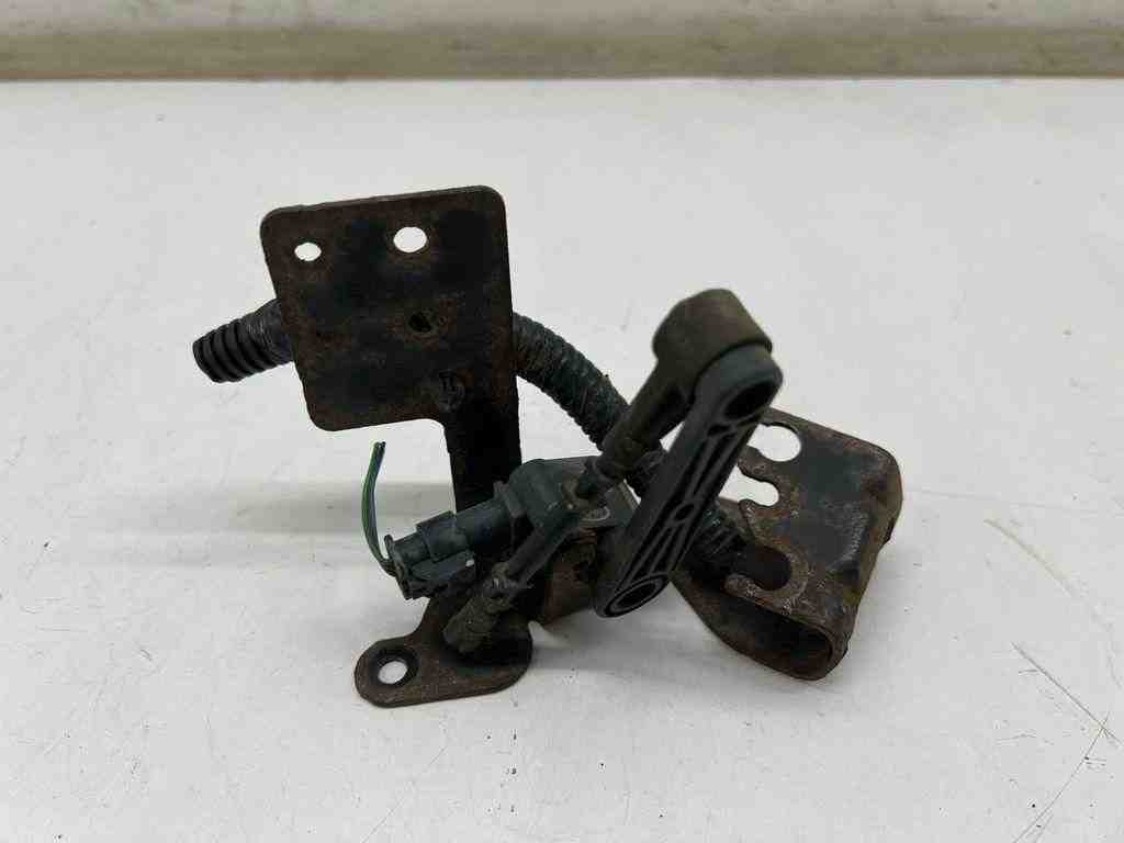 LAND ROVER Discovery Sport 1 generation (2014-2024) Rear Left Height Level Sensor JPLA3D026BA 32428826