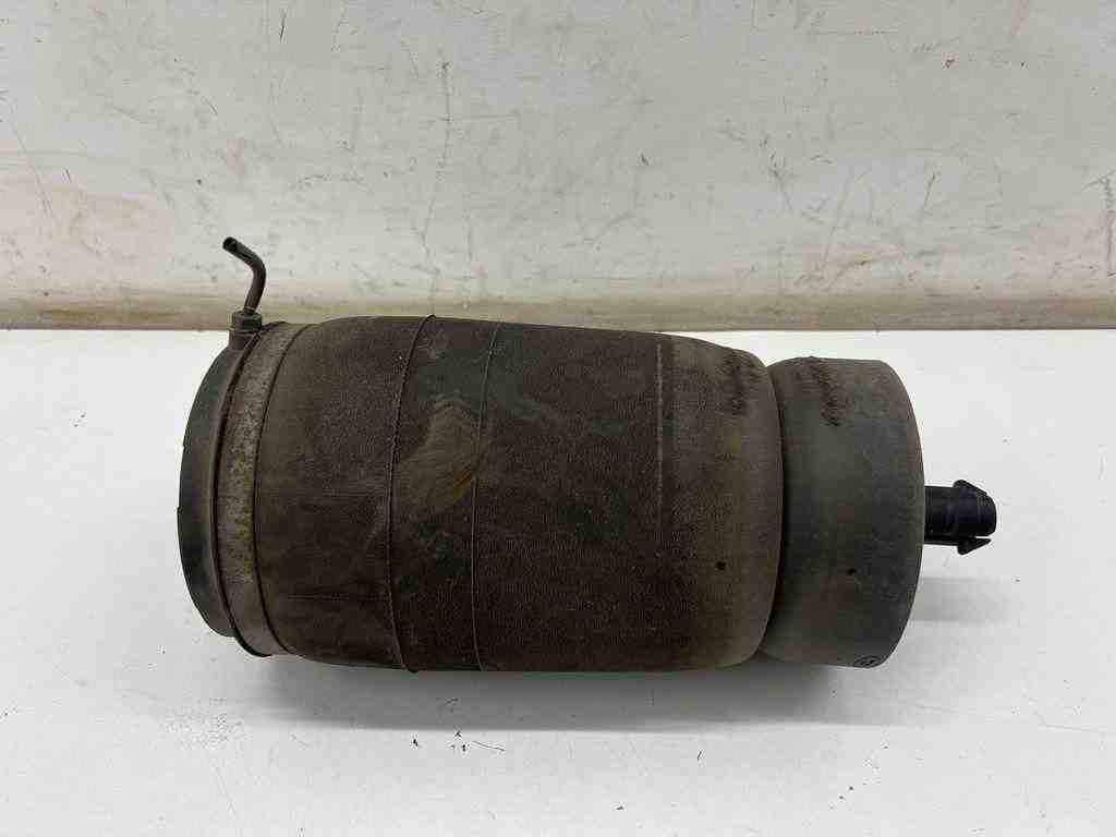 LAND ROVER Discovery Sport 1 generation (2014-2024) Rear Left Air Suspension Cushion 32428982