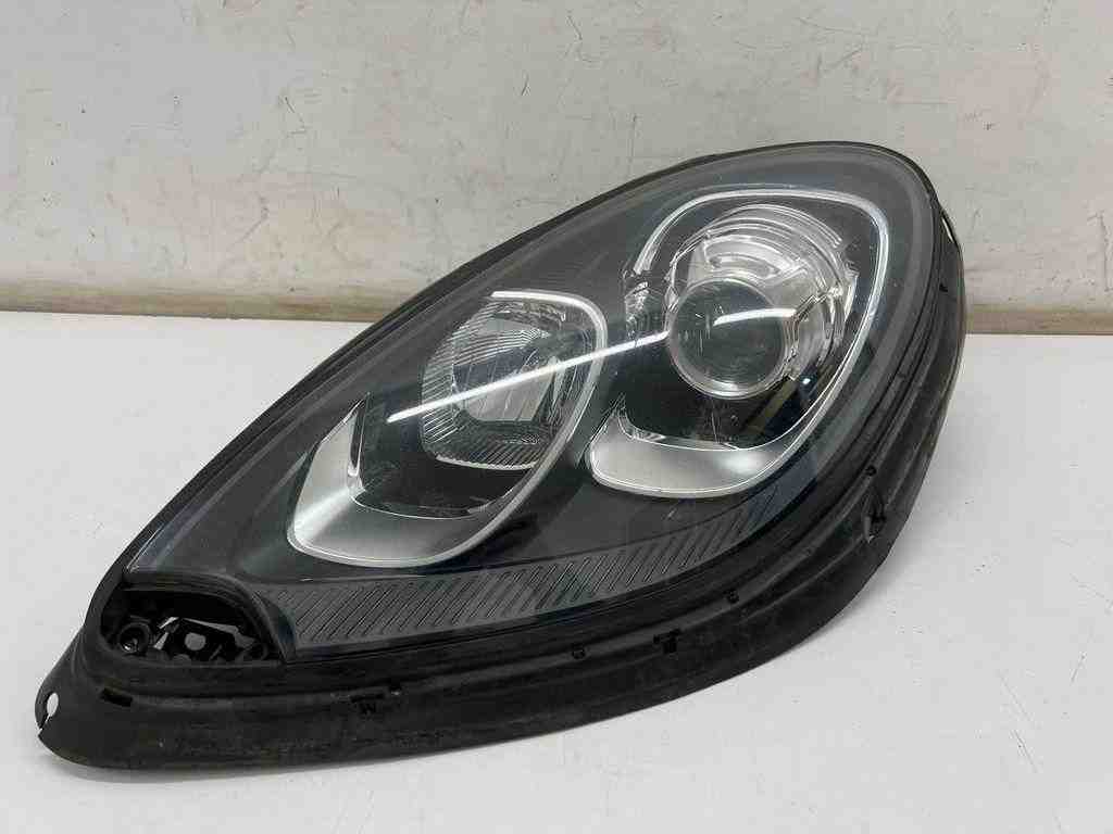 PORSCHE Macan 1 generation (2013-2023) Priekšējais kreisais lukturis 95B941031CA 32475489