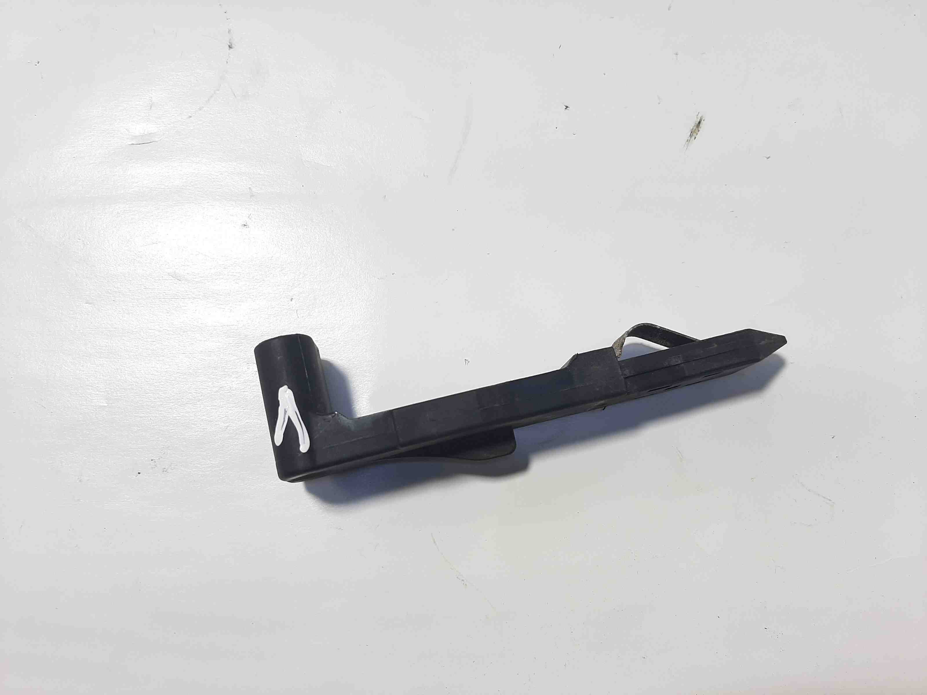 VOLVO XC60 1 generation (2008-2017) Labās puses luktura kronšteina stiprinājums 30763155 32393671