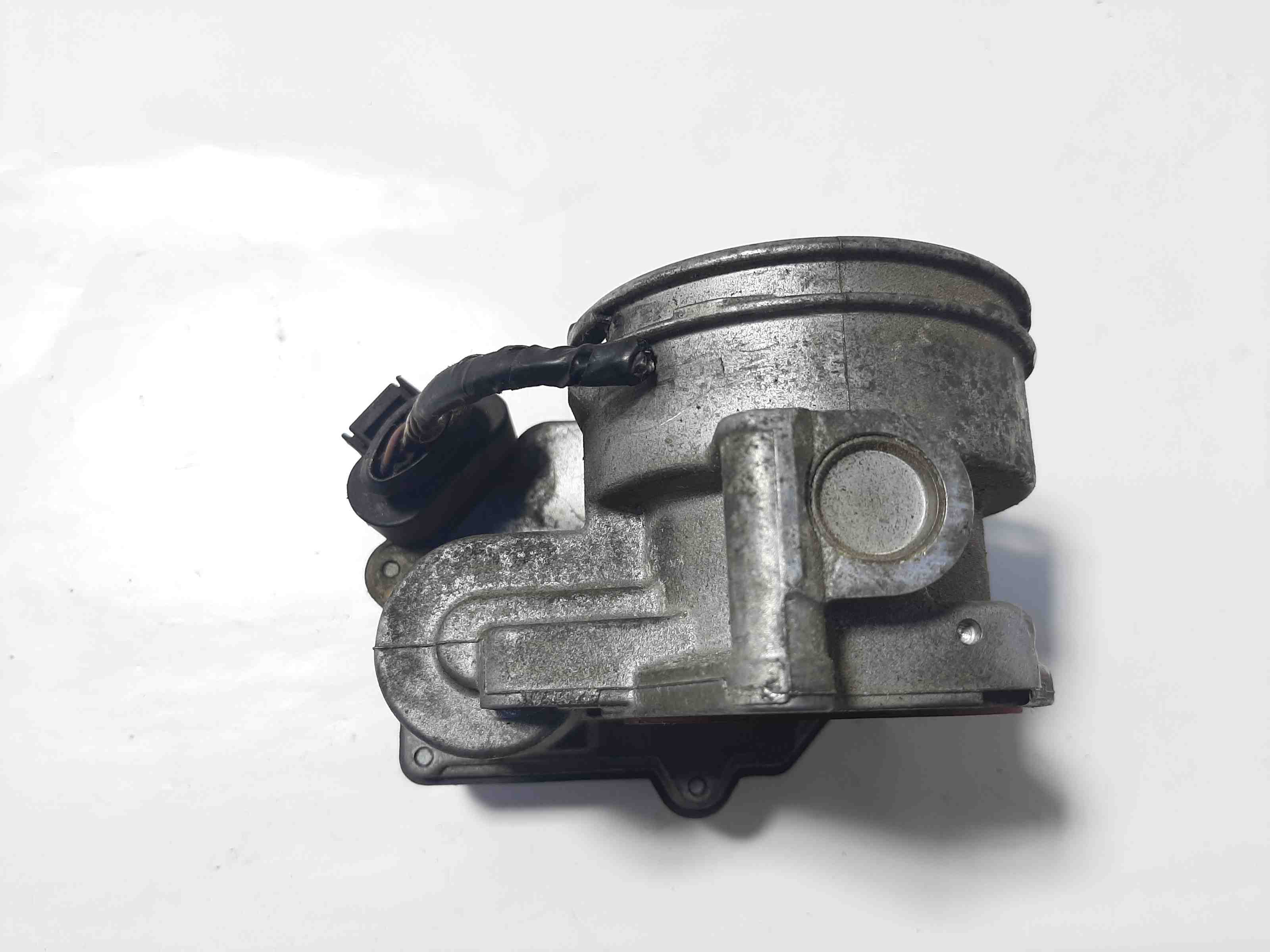 SKODA Fabia 2 generation  (2010-2014) Дроссельная заслонка 03G128063G 32393691