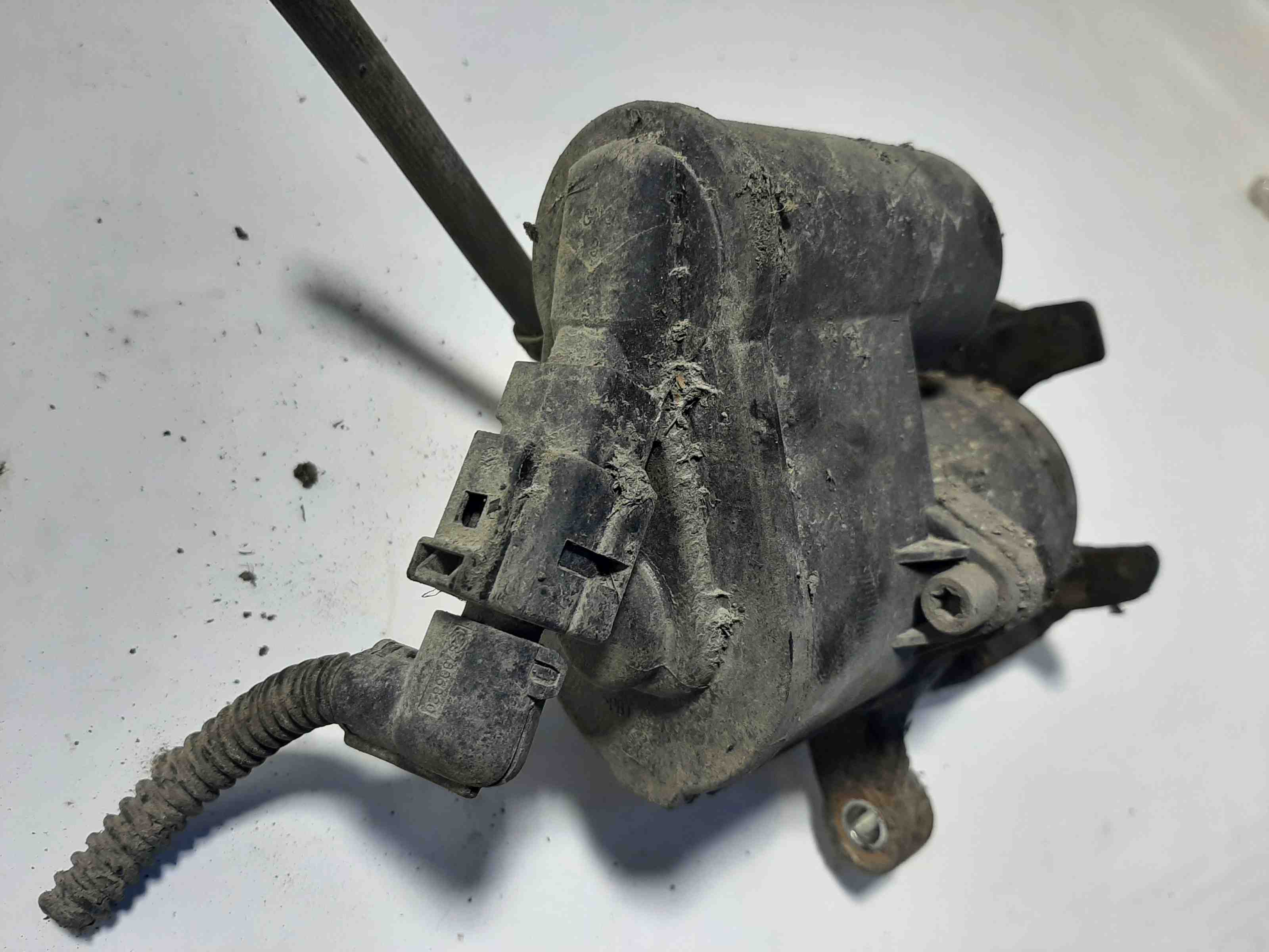 VOLKSWAGEN Tiguan 1 generation (2007-2017) Rear Right Brake Caliper 32396829
