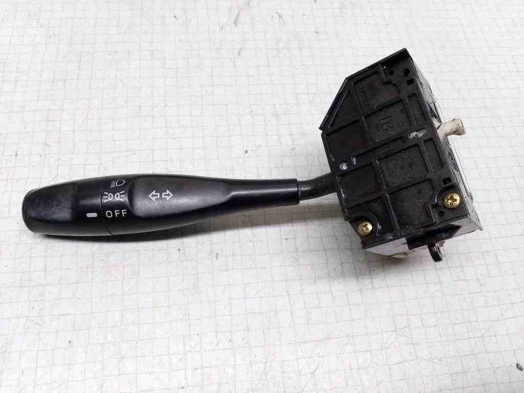 MITSUBISHI Colt 6 generation (2002-2013) поворота переключение  32513131