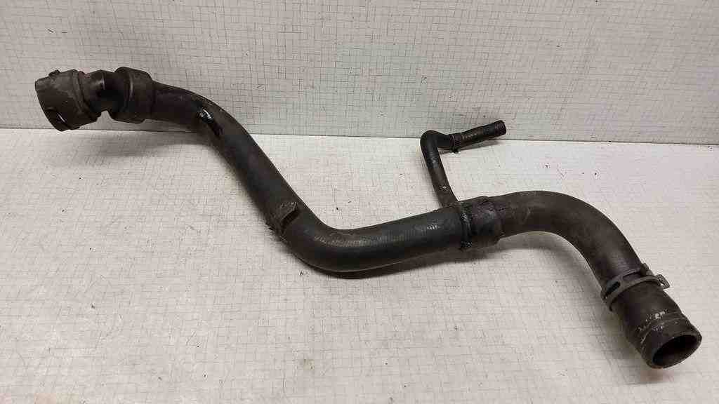VOLKSWAGEN Passat B7 (2010-2015) Coolant Hose Pipe 4B0121101E 32520409