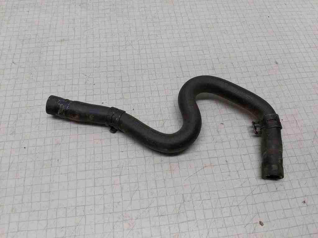AUDI A4 B5/8D (1994-2001) Coolant Hose Pipe 32526618