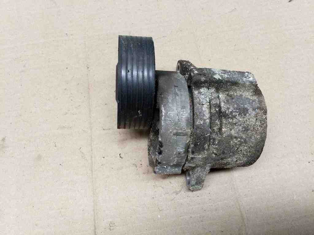 VOLVO V70 2 generation (2000-2008) Belt Tensioner 32530232