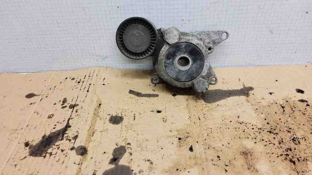TOYOTA Verso 1 generation (2009-2015) Tensioner alternator belt 32539542