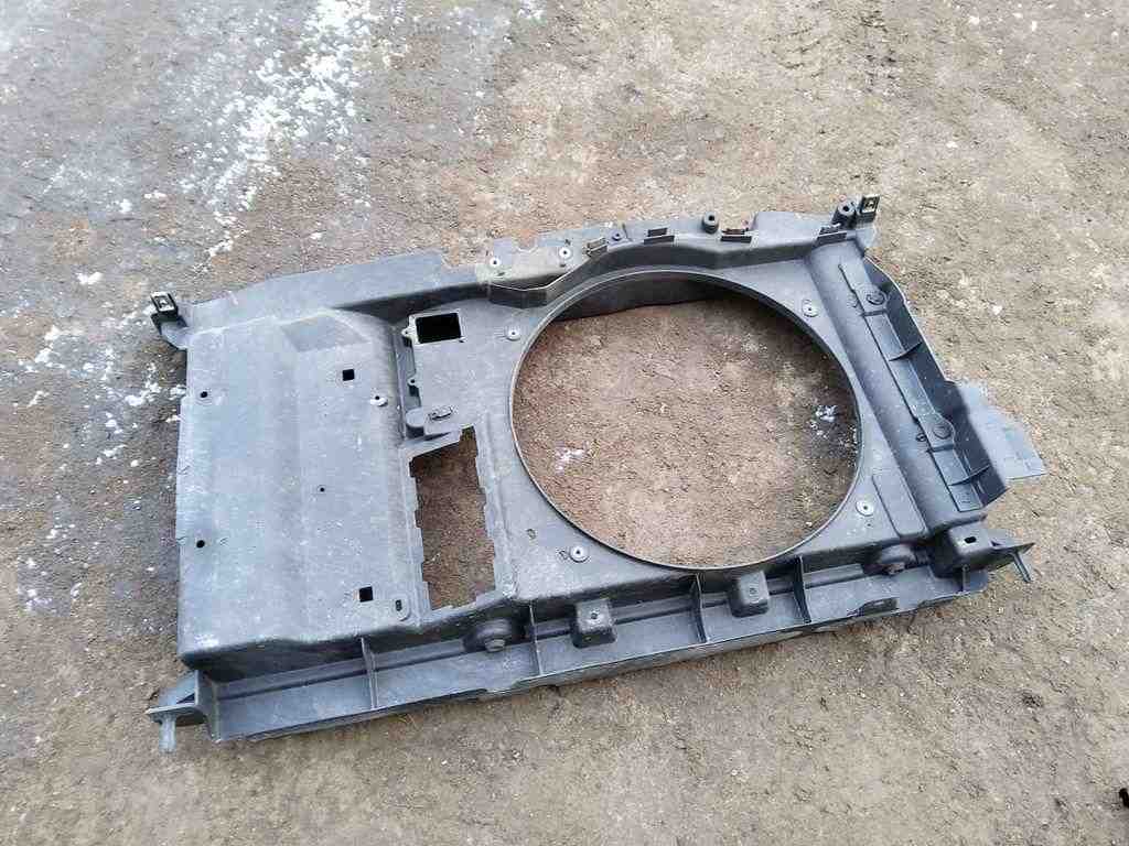 PEUGEOT 307 1 generation (2001-2008) Dzesēšanas sistēma 32541767