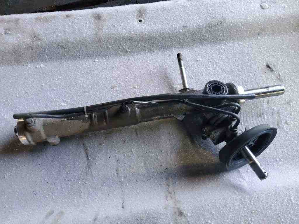 PEUGEOT 307 1 generation (2001-2008) Stūres statne/reika 32542129