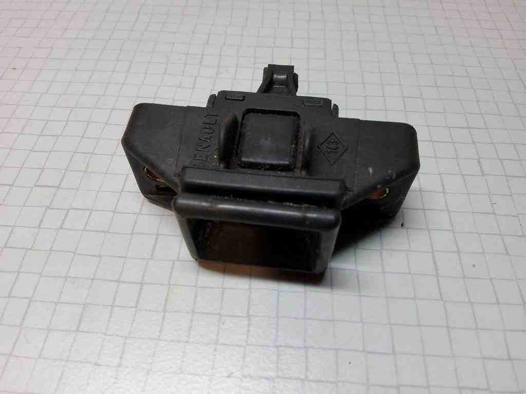 RENAULT Megane 1 generation (1995-2003) Other Trim Parts 32543593