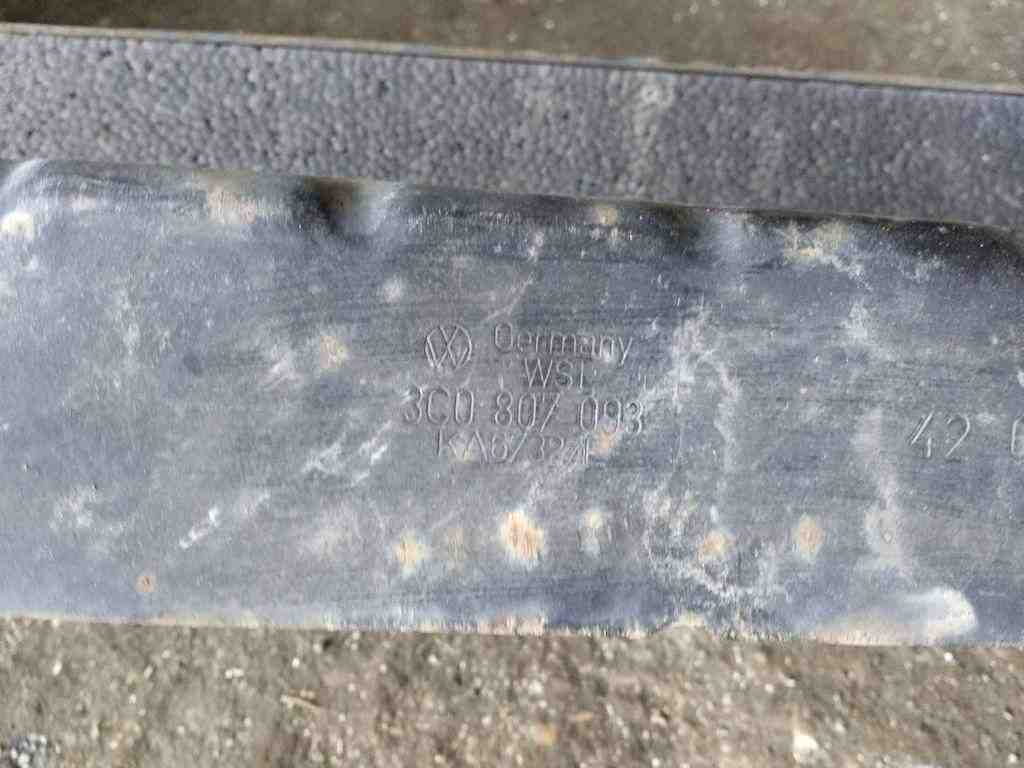 VOLKSWAGEN Passat B7 (2010-2015) Front Reinforcement Bar 3C0807093 32545812