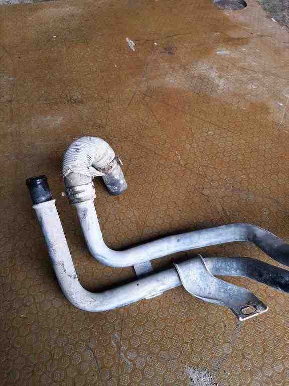 VOLKSWAGEN Passat B7 (2010-2015) Coolant Hose Pipe 32546013