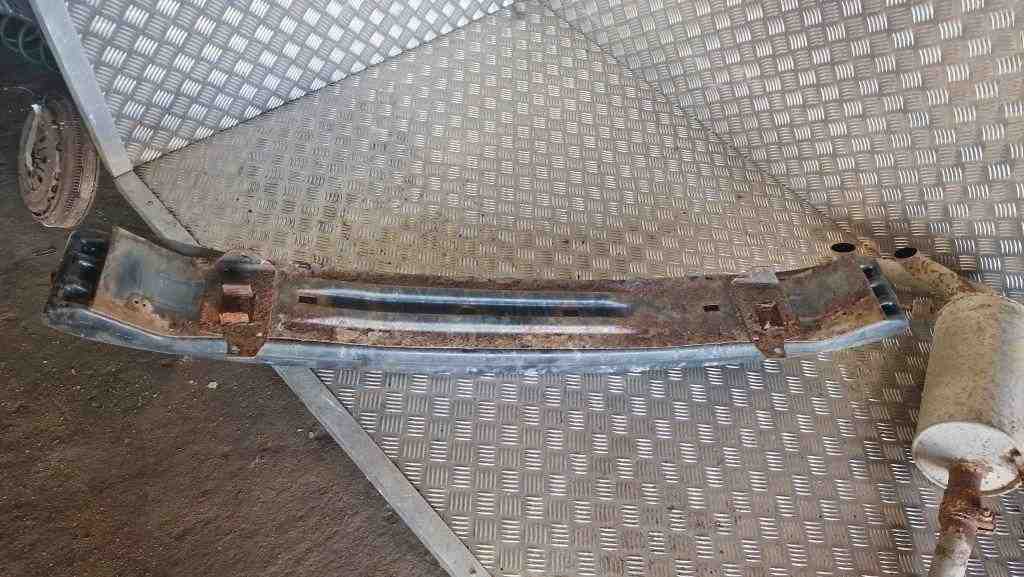 SEAT Alhambra 1 generation (1996-2010) Front Reinforcement Bar 7M0807693A 32556339