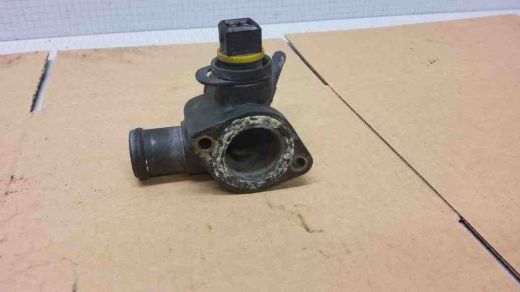 SEAT Alhambra 1 generation (1996-2010) Coolant Hose Pipe 028121132 32559923