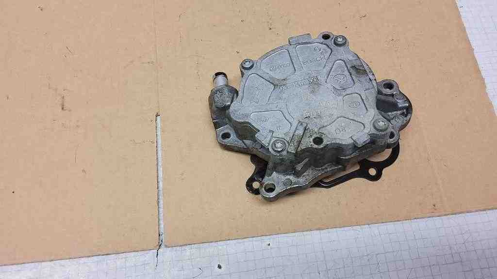 SKODA Octavia 2 generation (2004-2013) Vakuuma sūknis 03L145100 32559961
