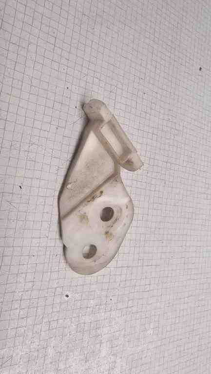 BMW 3 Series E46 (1997-2006) Front Left Bumper Bracket 8195295 32561243