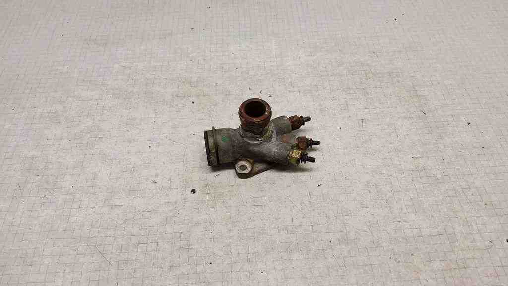 AUDI A4 B5/8D (1994-2001) Coolant Hose Pipe 357121140 32561938