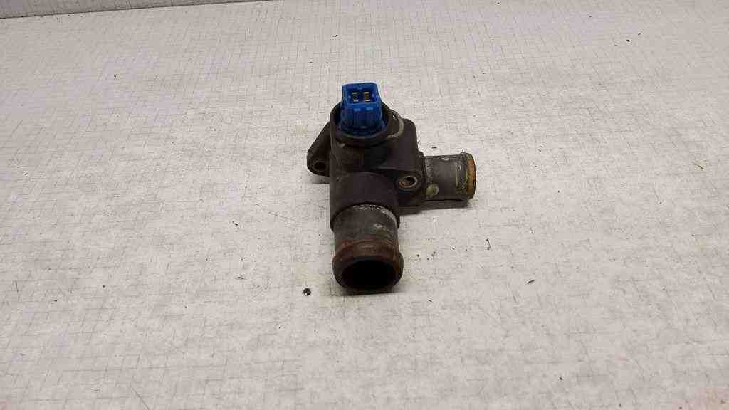 AUDI A4 B5/8D (1994-2001) Coolant Hose Pipe 028121132 32561939