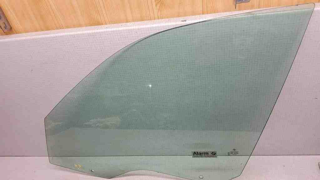 BMW X3 E83 (2003-2010) Priekšējo kreiso durvju stikls 43R001025 32562420