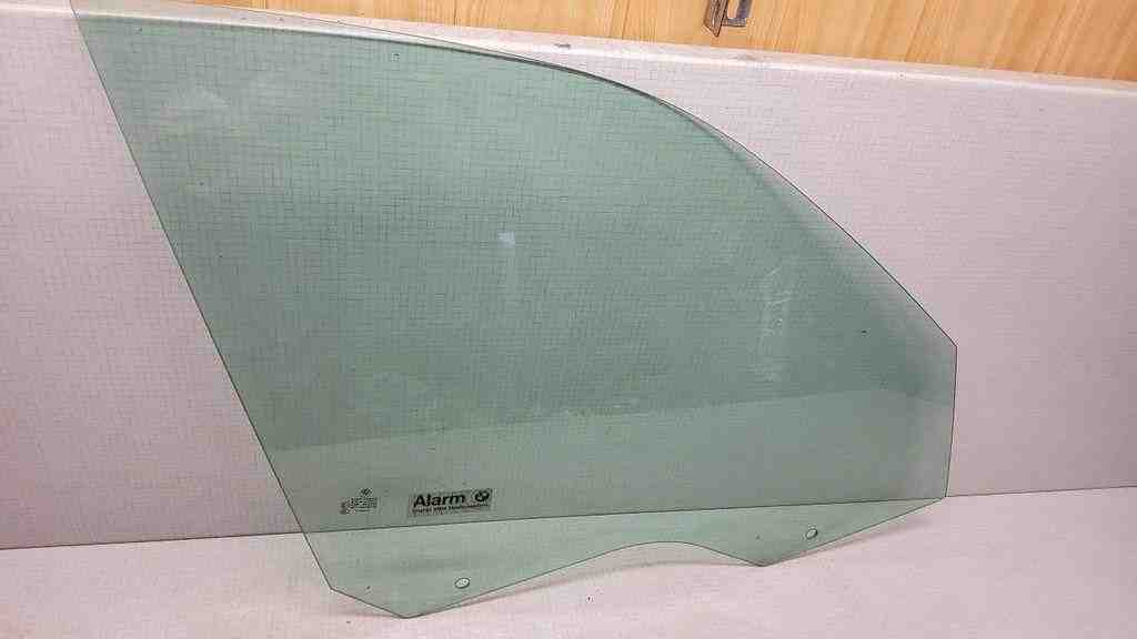 BMW X3 E83 (2003-2010) Priekšējo kreiso durvju stikls 43R001025 32562421