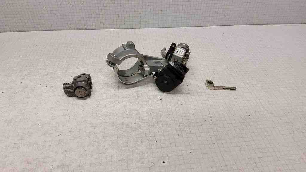 OPEL Insignia A (2008-2016) Комплект 5901867AG,31316983,495072894,13500202,13501003,93650310124,20912838 32562638