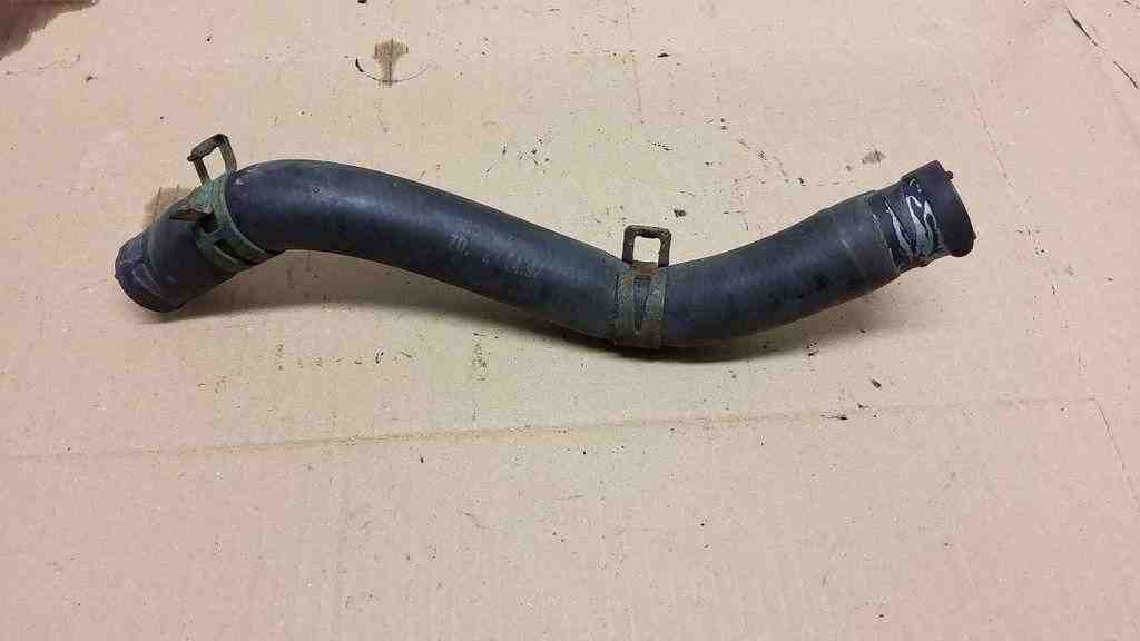 VOLKSWAGEN Multivan T5 (2003-2015) Coolant Hose Pipe 32562730