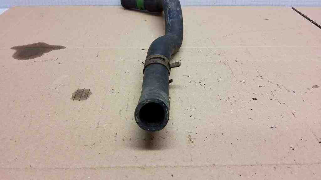 VOLKSWAGEN Multivan T5 (2003-2015) Coolant Hose Pipe 32562731