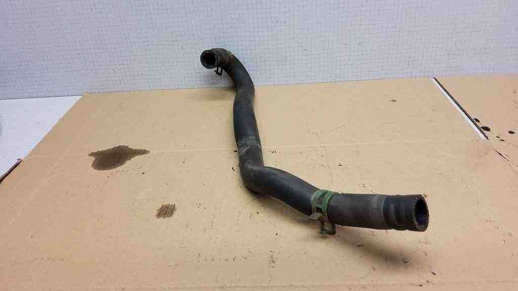 VOLKSWAGEN Multivan T5 (2003-2015) Coolant Hose Pipe 32562733