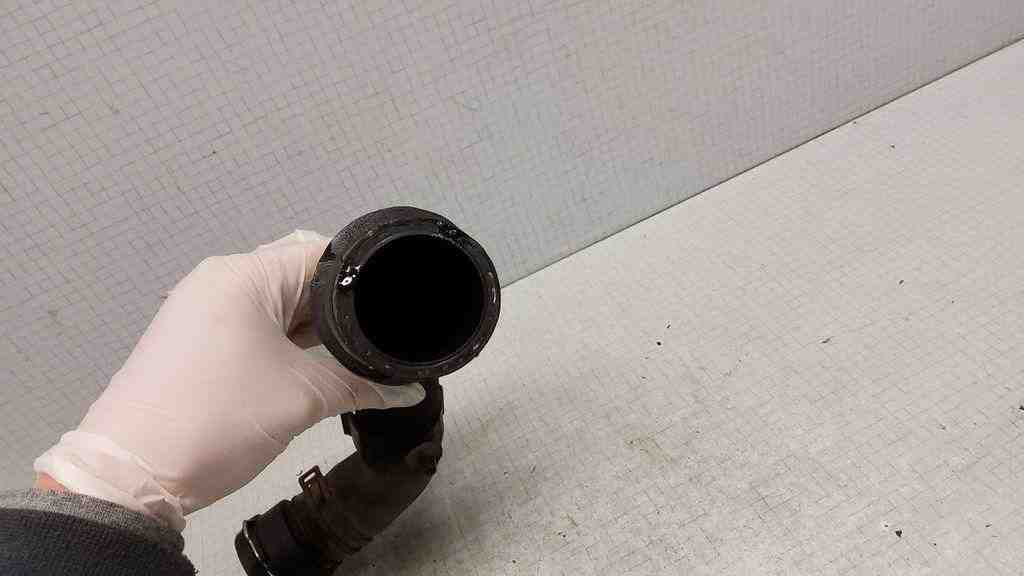 VOLKSWAGEN Transporter T5 (2003-2015) Coolant Hose Pipe 3B0122291C 32562991