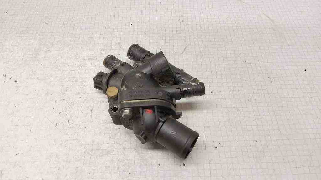 MITSUBISHI Space Star 1 generation (1998-2005) Coolant Hose Pipe 8200065392,8200065390 32565772