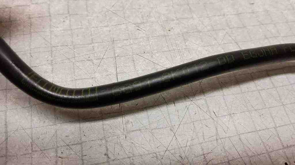 FORD Mondeo 4 generation (2007-2015) Chladiace hadice 6G918K012DD 32566076